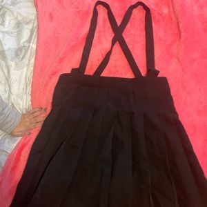 Skirt with suspenders